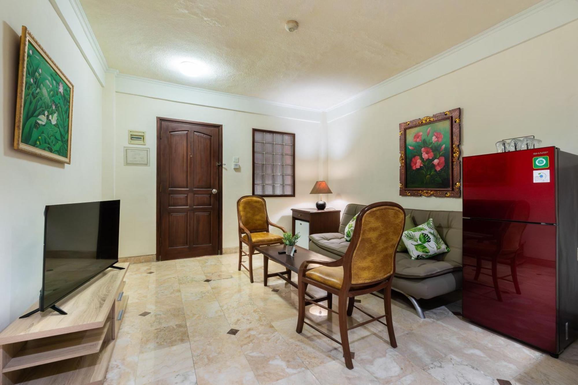 Private 6503 At The Jayakarta Apartment *